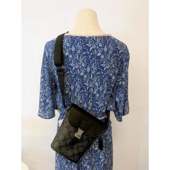 Coach C3134 Track Small Flap Crossbody In Signature Canvas In Gunmetal/Charcoal - Picture 1 of 8